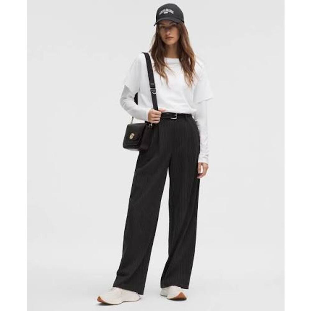 Lululemon Daydrift HR Wide Leg Trouser Short Black XS